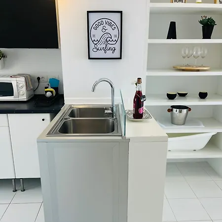 The Terrace באיאמר